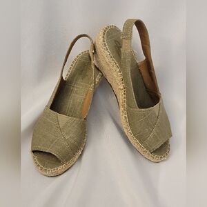 Clarks Artesian Espadrille Slingbacks Size 5.5M